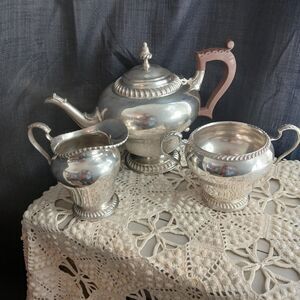 3 piece English Tea Set Silverplate on Copper Barker Ellis Made in England